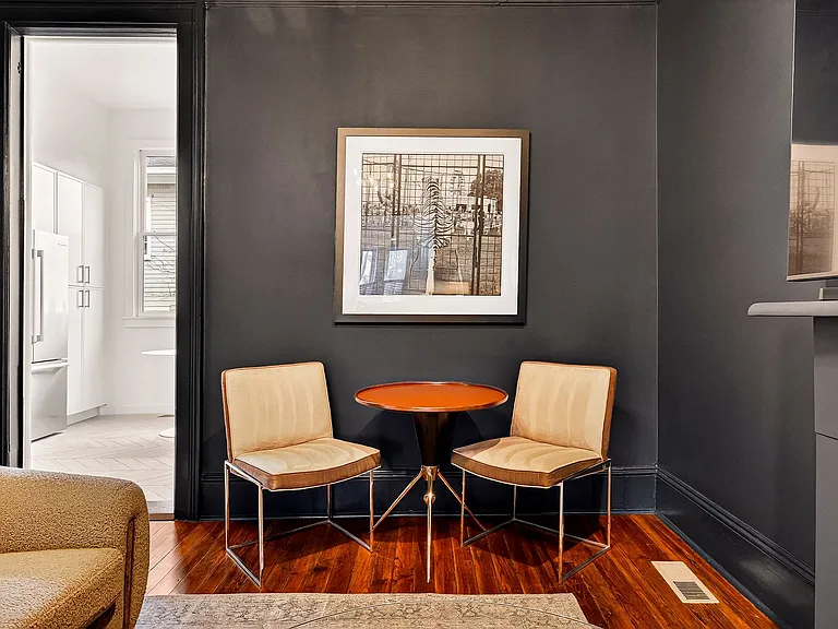313 W Bolton St — Photo 14