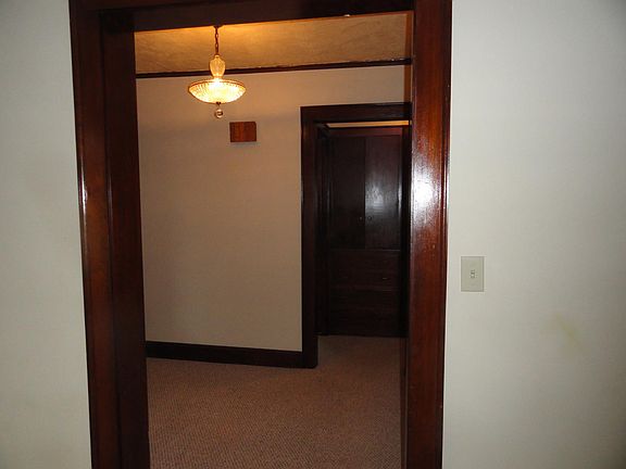 2nd image of 580 Perkins Dr NW #4