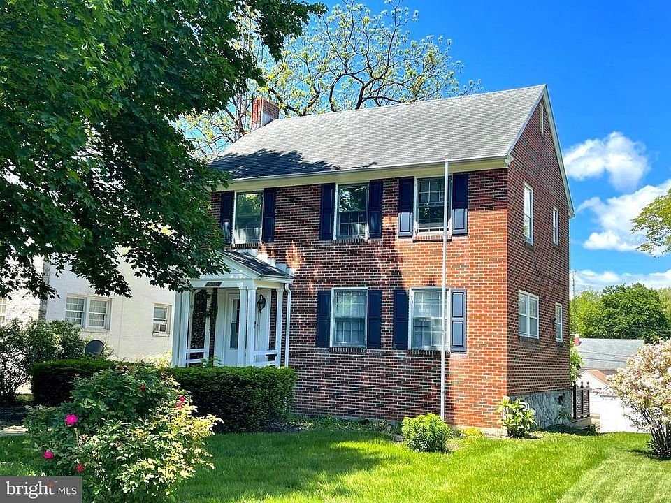 1st image of 1009 Woodland Way