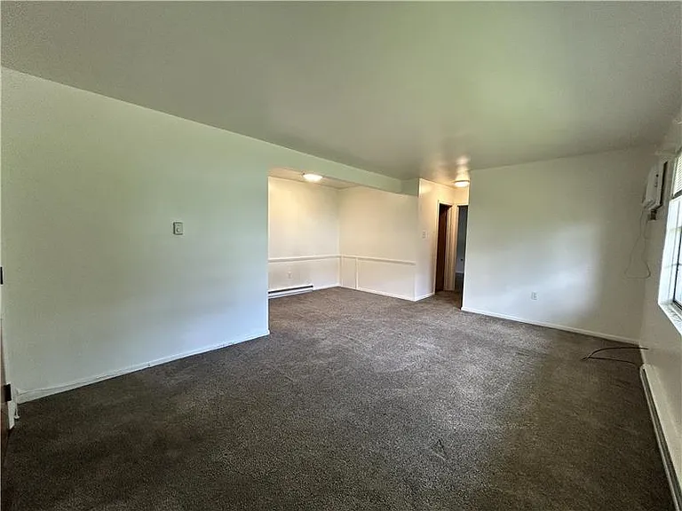 3601 Beaumont Dr #7 — Photo 2