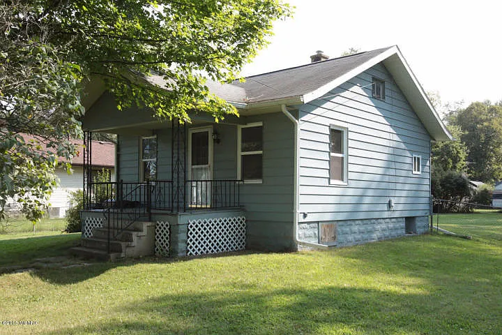 5118 N 20th St photo 1