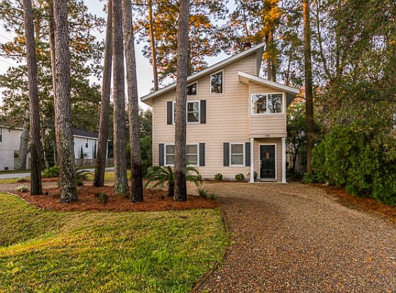 3rd image of 601 Atlantic Dr