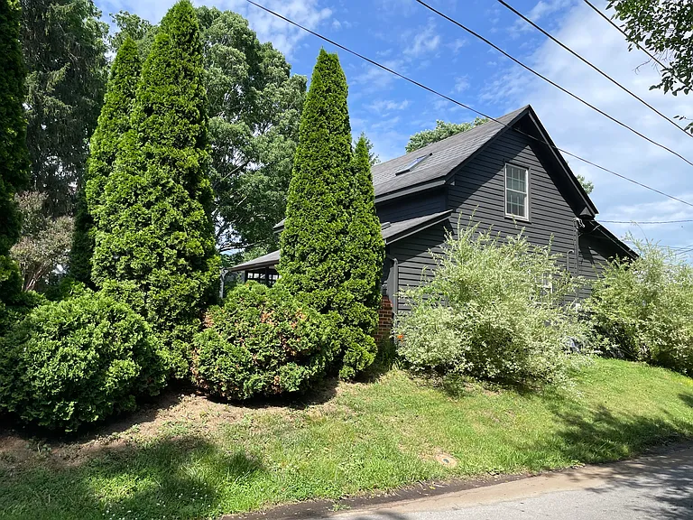 The Cottage as seen from Montague Street