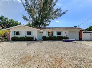 403 Harbor Dr N, Indian Rocks Beach, FL 33785