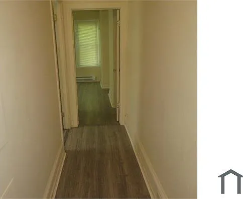 1515 W York St — Photo 4