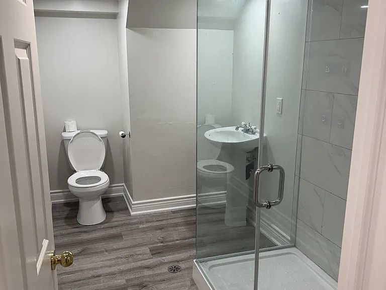 560 Big Bay Point Rd — Photo 14