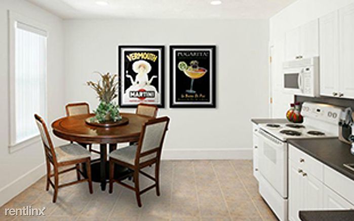 Eat-In Kitchen