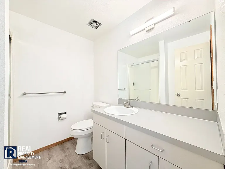 1317 Contra Costa Ave — Photo 16