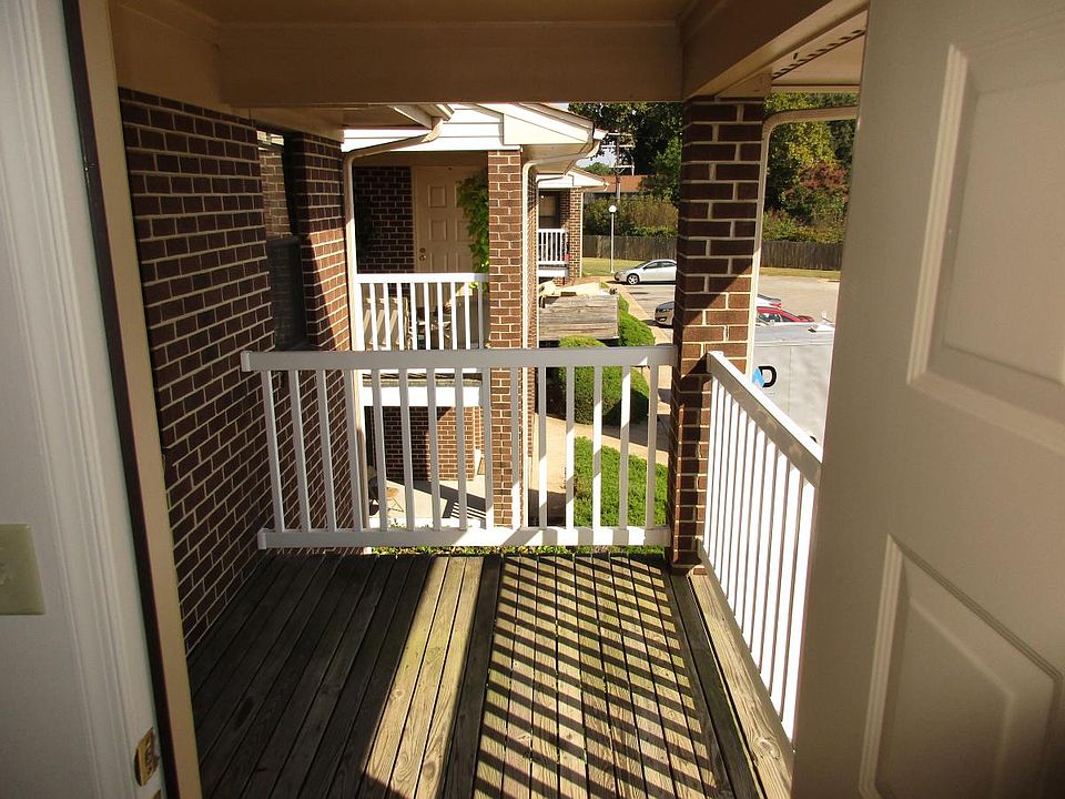 2nd image of 2012 Cunningham Dr APT 12