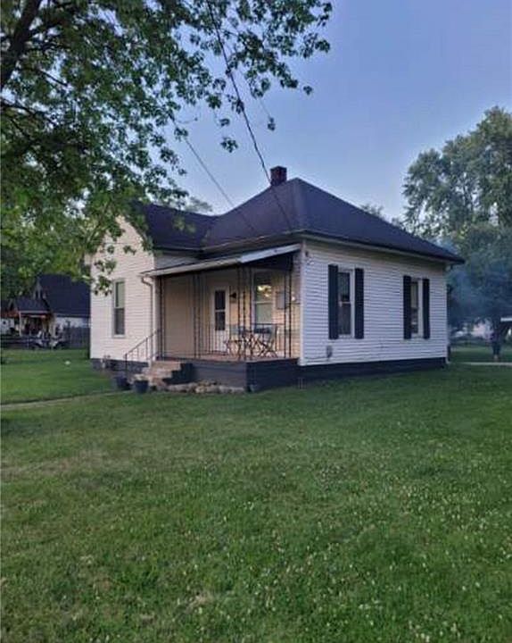 1st image of 1606 S Wall Ave