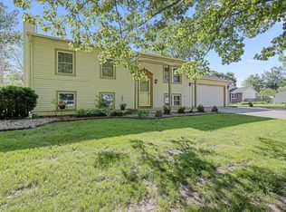 1120 Centennial Dr, Champaign, IL 61821
