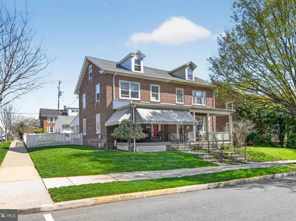 397 Pine St, West Reading, PA 19611