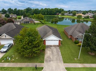 409 Summer Cove Cir NW, Madison, AL 35757