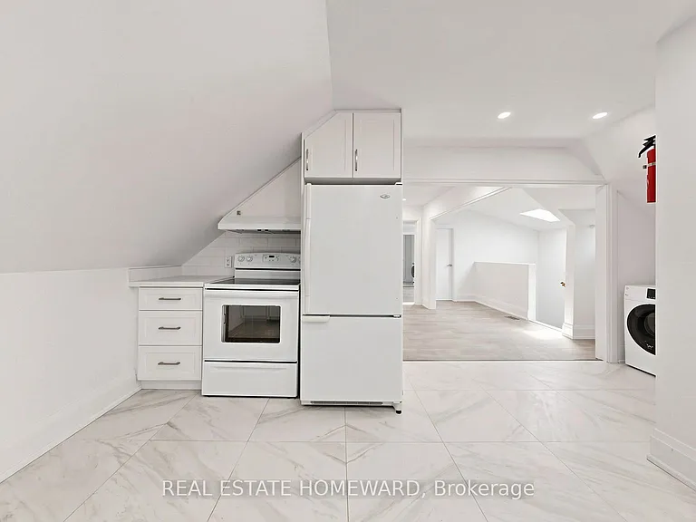 124 Kendal Ave #3 — Photo 13
