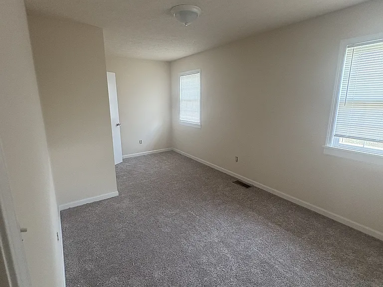 1612 Highland Way #C — Photo 9