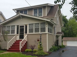 208 E Washington St, Villa Park, IL
