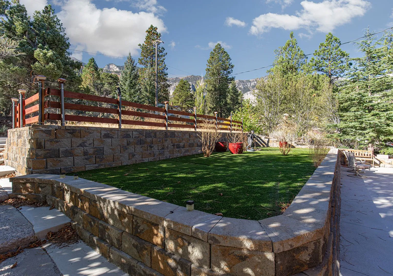 Mt Charleston Home With Fantastic Views — Photo 3