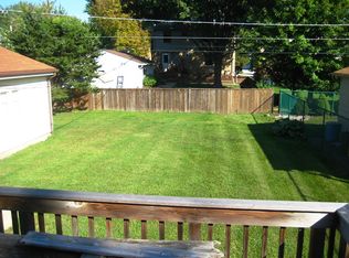 417 N Russel St, Mount Prospect, IL 60056