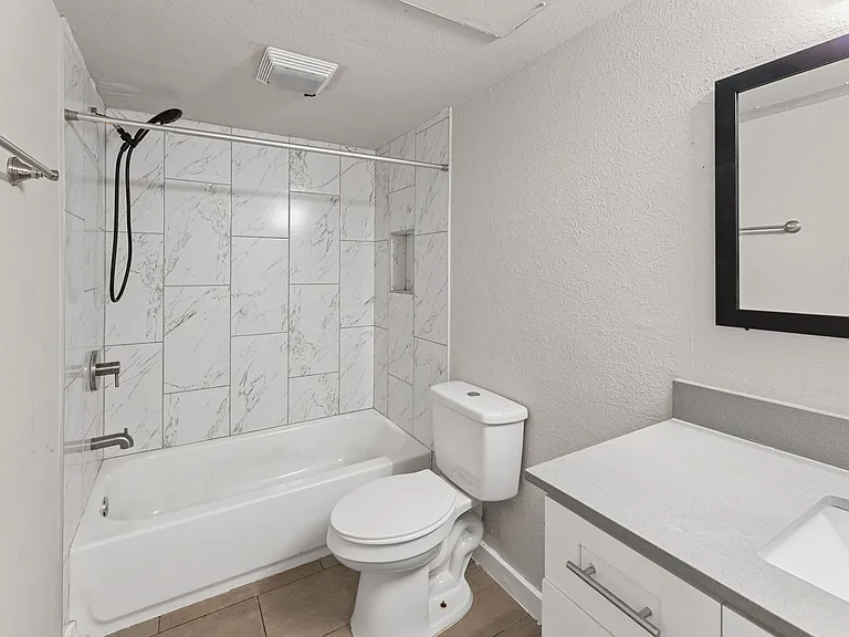 6812 S Congress Ave — Photo 18