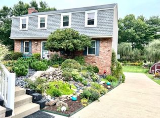 29 Fawnvue Dr, Mc Kees Rocks, PA 15136