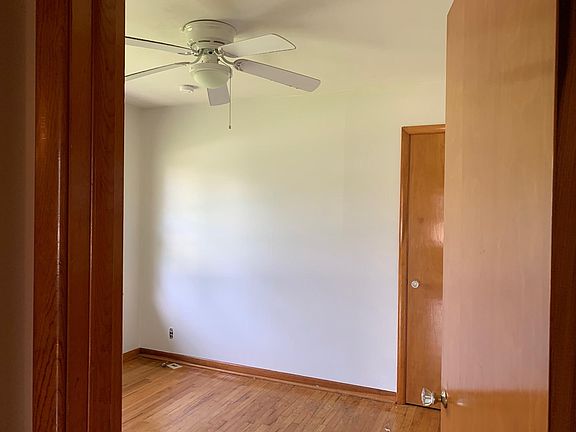 4th image of 844 E Minneapolis Ave