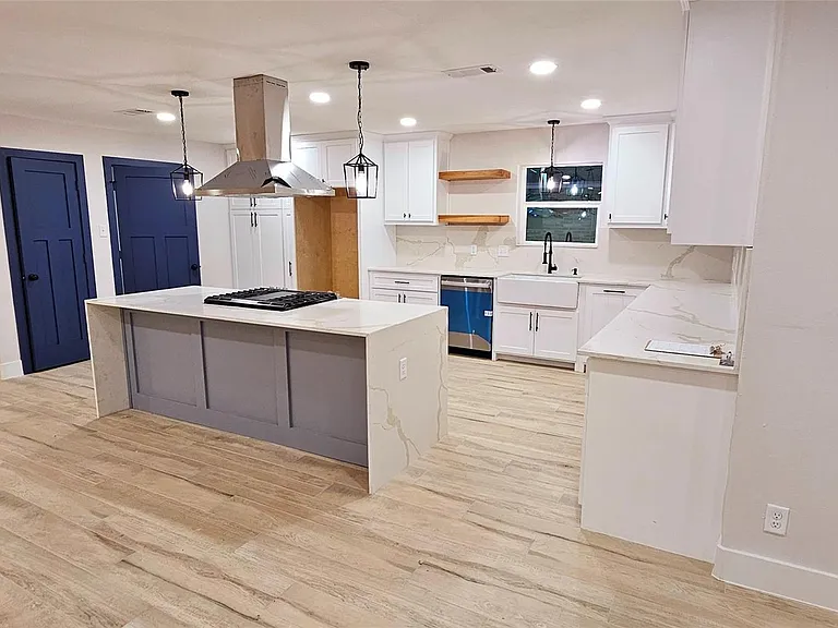 18630 Prince William Ln — Photo 9