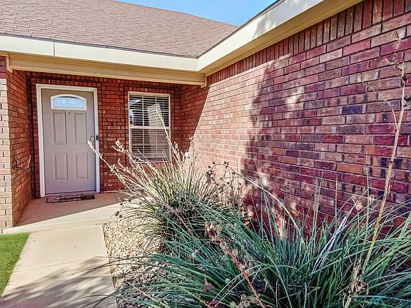 5th image of 716 Almond Tree Ln