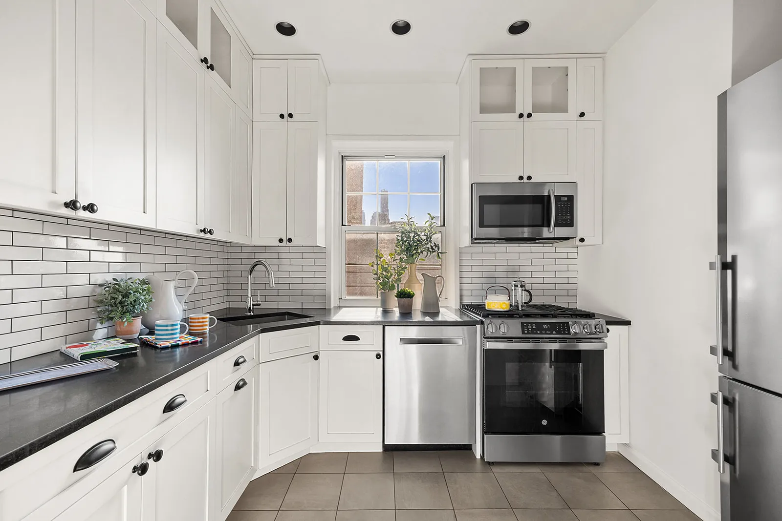 76 Remsen Street #6B in Brooklyn Heights, Brooklyn | StreetEasy