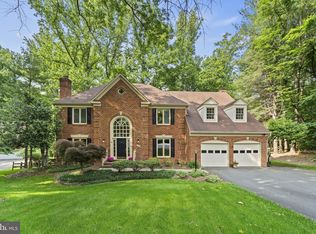 7500 S Valley Dr, Fairfax Station, VA 22039