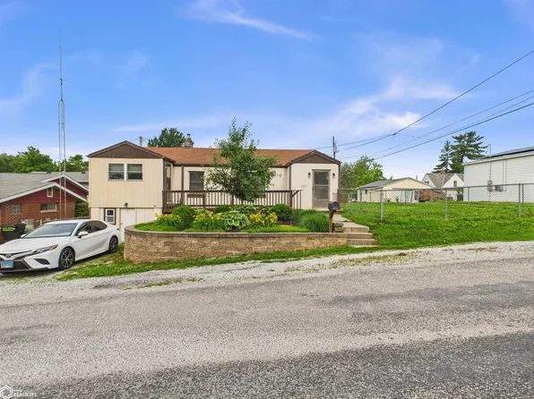 51 S 8th St, Hamilton, IL 62341