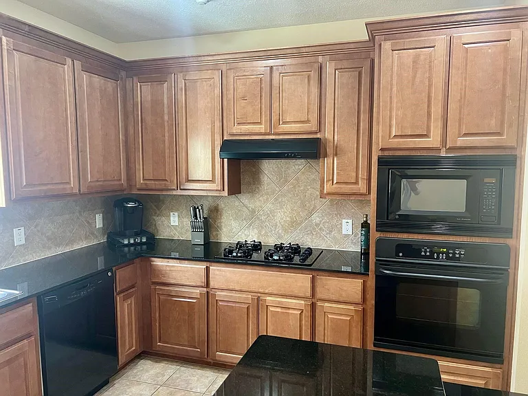 7143 Laguna Villas — Photo 4