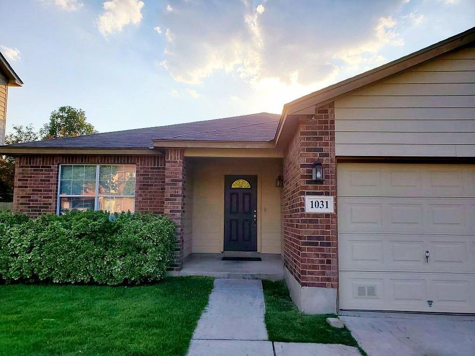 1st image of 1031 Magnolia Fld