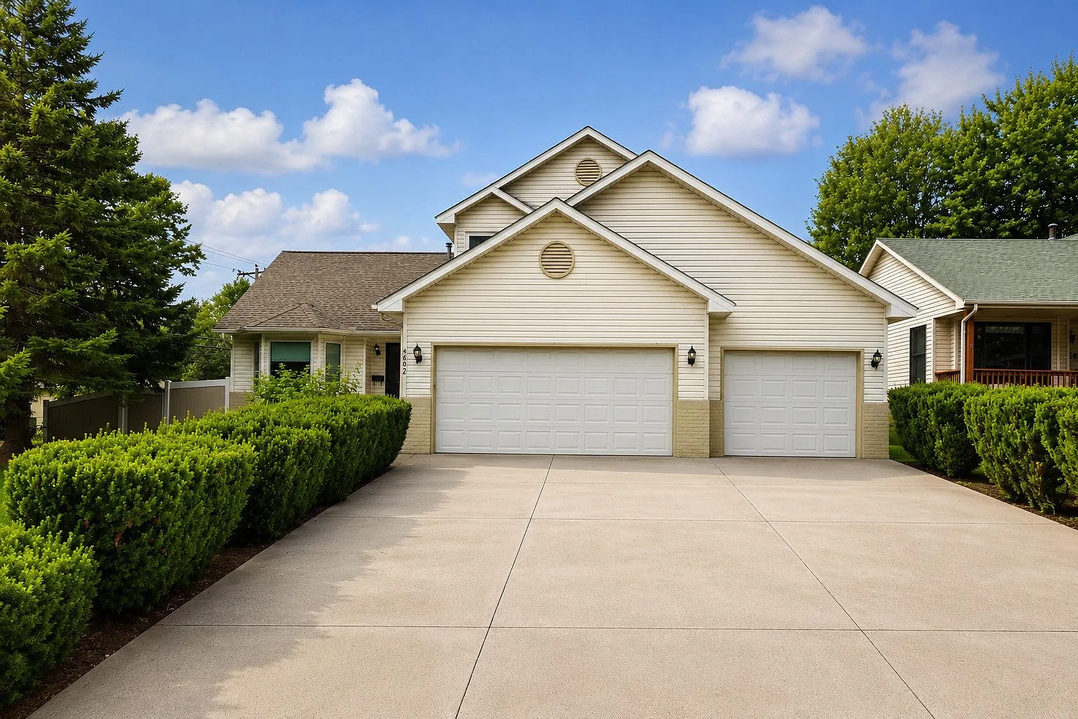 4 bed, 2675 sqft, $3,500 — Photo 1