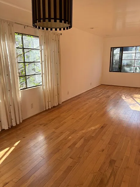1 bed, 800 sqft, $2,500 — Photo 1