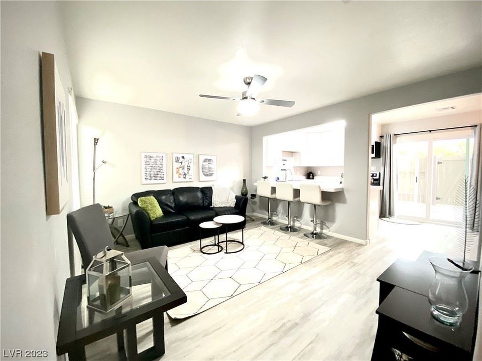1st image of 347 E Van Wagenen St #0