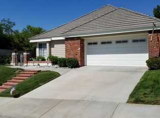 26378 Woodlark Ln, Santa Clarita, CA 91355