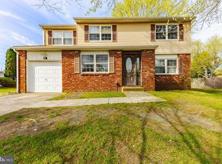 18 Manchester Rd, Sewell, NJ 08080