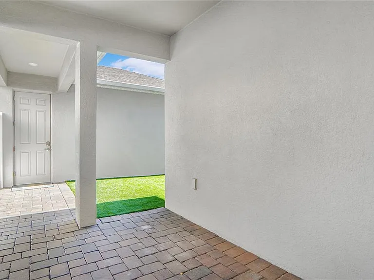 14025 Kauai Dr — Photo 46