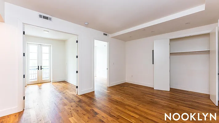 Rented by Nooklyn NYC LLC | media 34