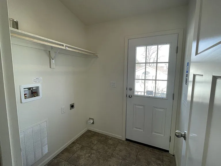 3405 Sinton Rd #27 — Photo 13
