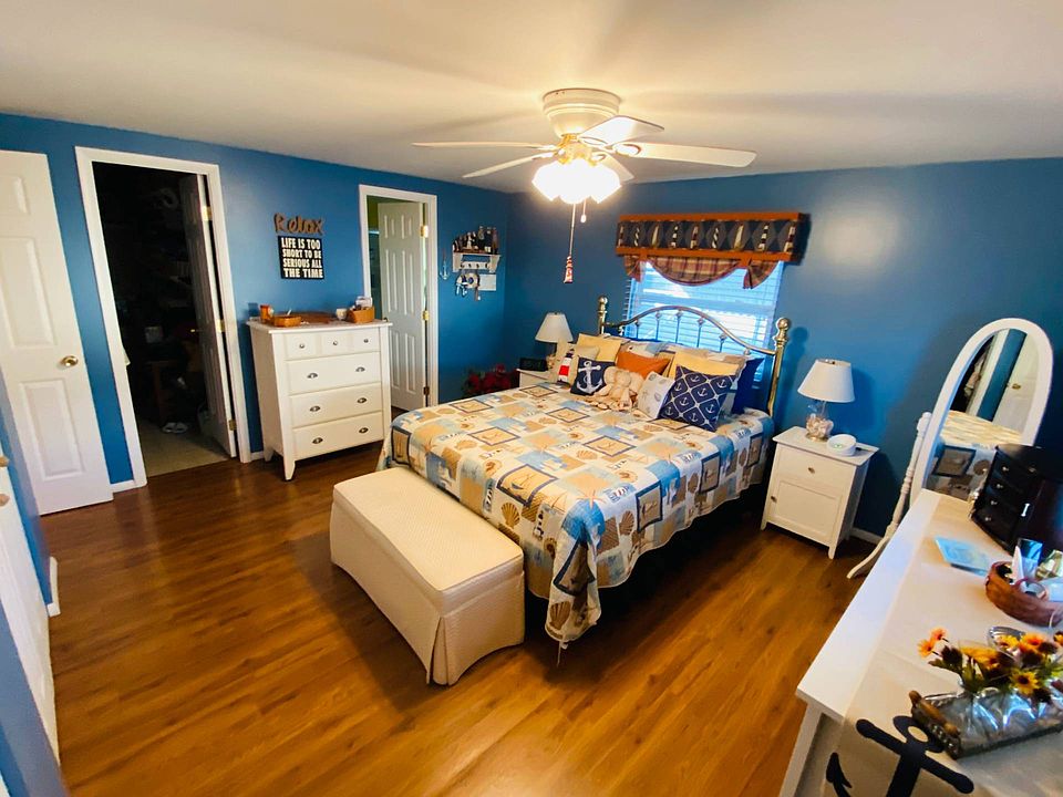1st image of 173 Flora Ln