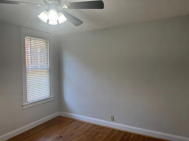 Madison Court — Photo 24