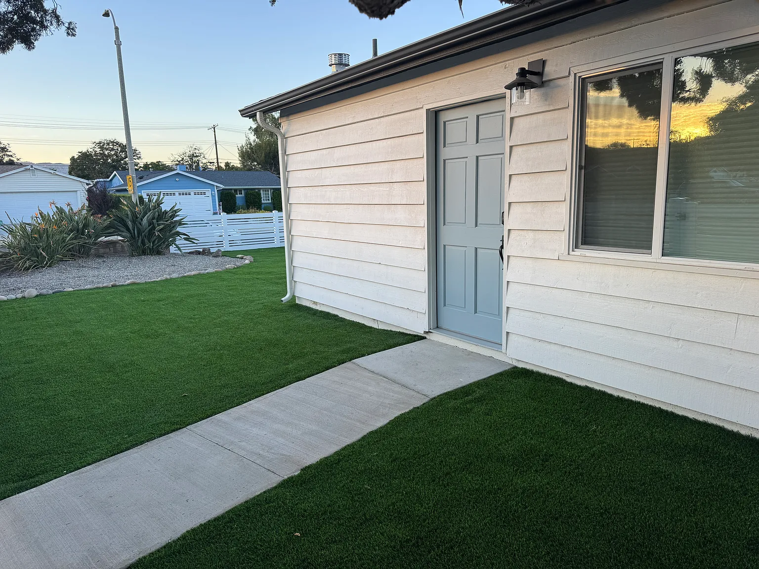 1 bed, 418 sqft, $2,195 — Photo 3