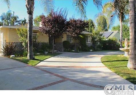 4th image of 23015 Leonora Dr