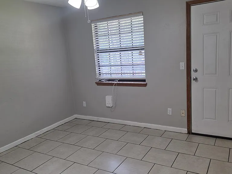 1822 Jackson Bluff Rd #C — Photo 11