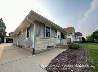1469 S 86th St, West Allis, WI 53214