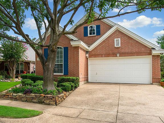 3rd image of 2441 Aberdeen Dr