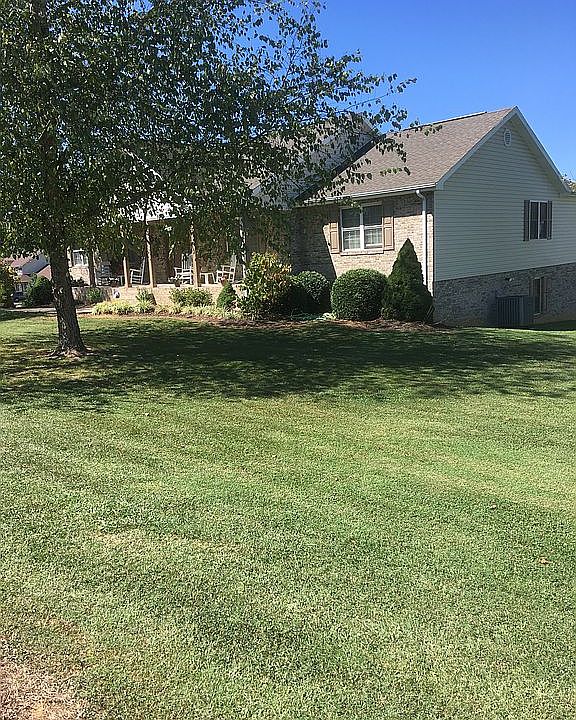 1st image of 301 Wiltshire Dr