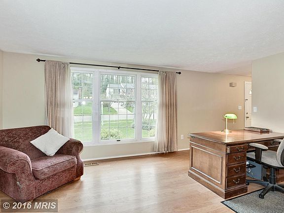 2nd image of 510 Bay Green Dr