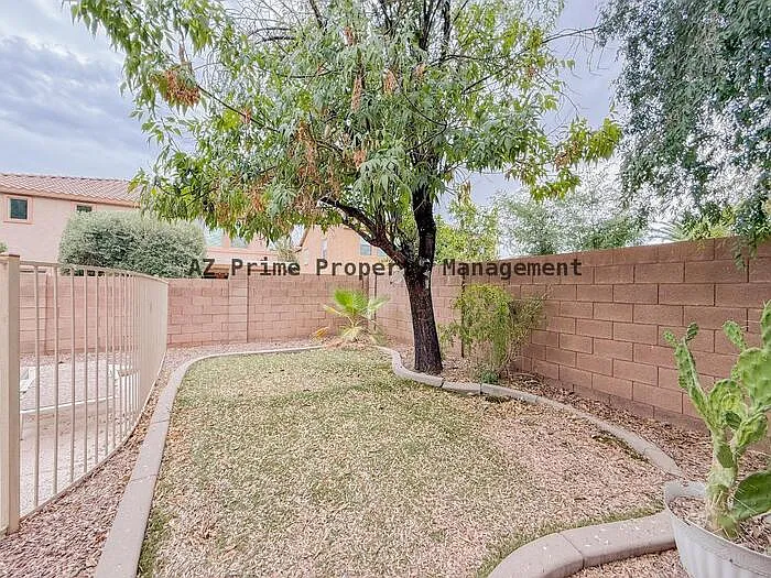 17647 W Rimrock St — Photo 38
